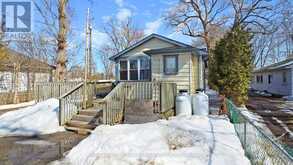 UNIT A - 546 LAKE DRIVE S Georgina