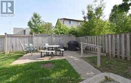 808 - 135 BASELINE ROAD W London