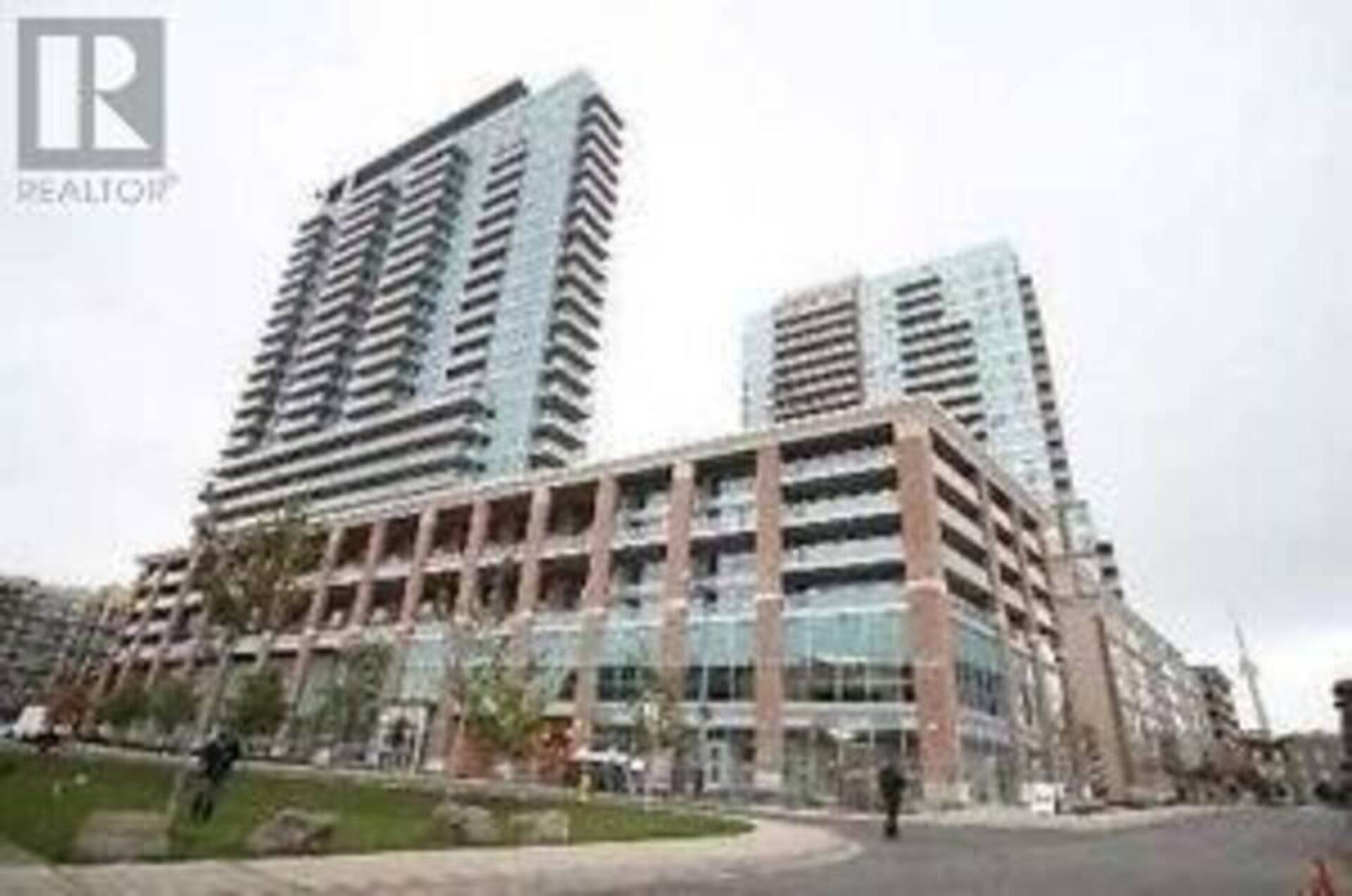 2104 - 100 WESTERN BATTERY ROAD Toronto