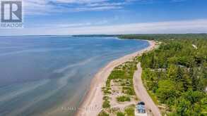 395 EASTDALE DRIVE Wasaga Beach