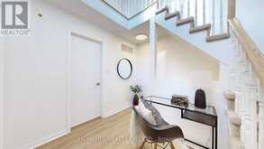 1019 - 18 LAIDLAW STREET Toronto