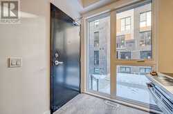 8 - 178 CLONMORE DRIVE Toronto