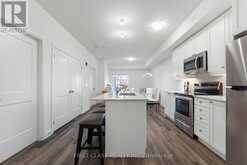 330 - 50 LAKEBREEZE DRIVE Clarington