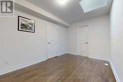 15 - 40 HARGRAVE LANE Toronto