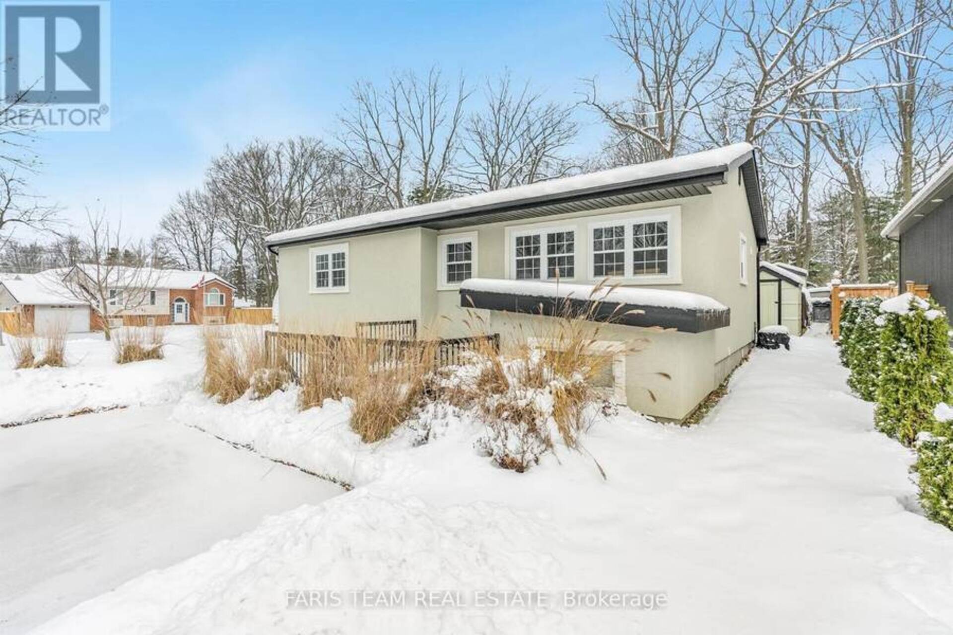 33 FRANK STREET Wasaga Beach