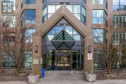 1309 - 2177 BURNHAMTHORPE ROAD W Mississauga