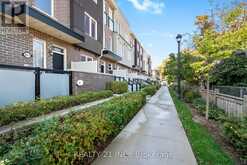 4 - 25 HERON PARK PLACE Toronto