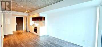 312 - 185 ROEHAMPTON AVENUE Toronto