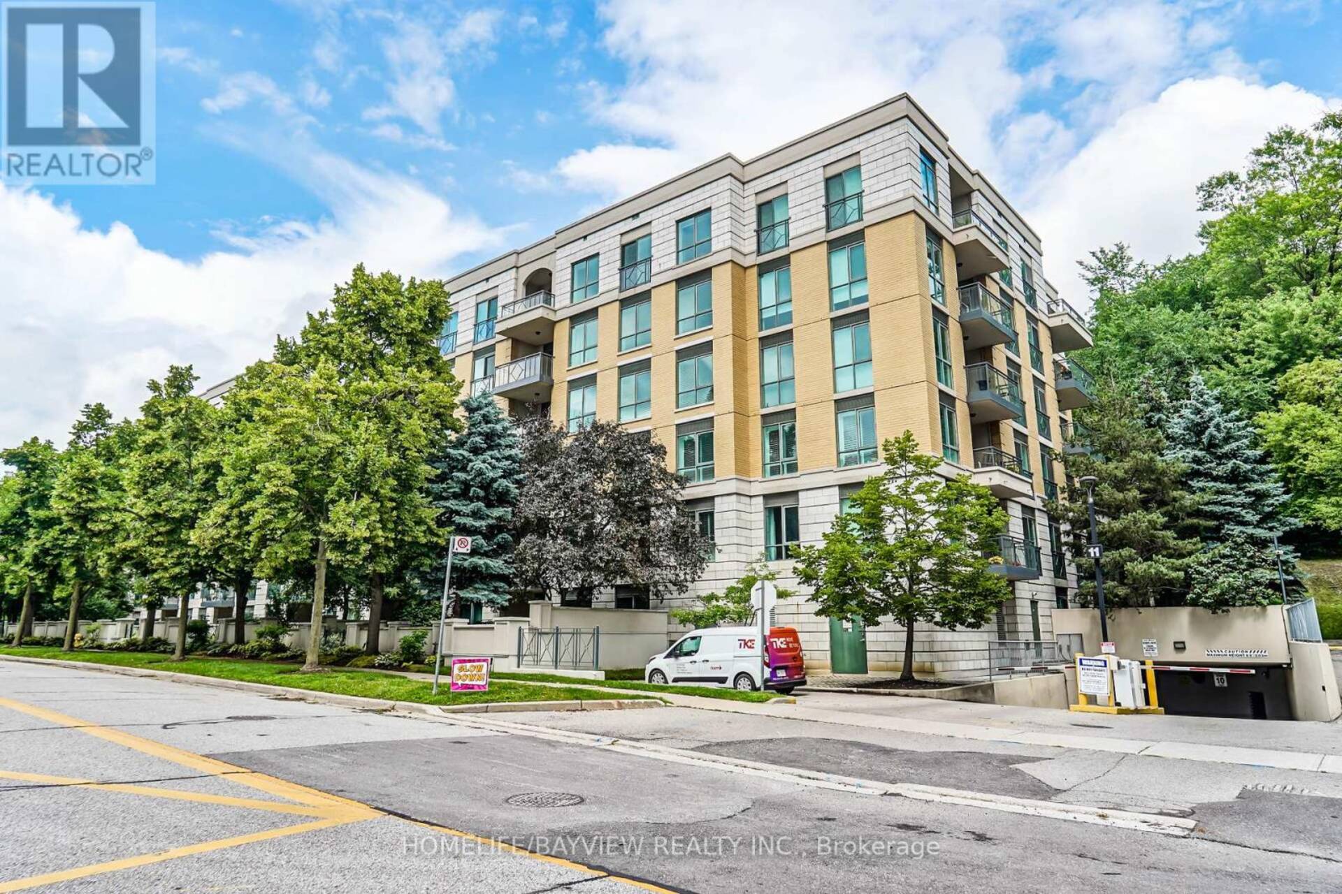 618 - 11 WILLIAM CARSON CRESCENT Toronto