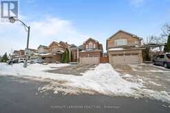 51 WHITE CEDAR DRIVE Markham