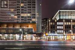 611 - 19 BATHURST STREET Toronto