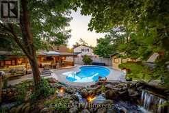 6736 BARRISDALE DRIVE Mississauga