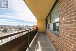 701 - 5 FRITH ROAD Toronto