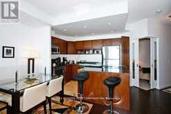 2611 - 218 QUEENS QUAY W Toronto