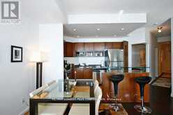 2611 - 218 QUEENS QUAY W Toronto