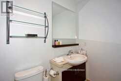 2611 - 218 QUEENS QUAY W Toronto