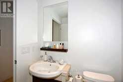 2611 - 218 QUEENS QUAY W Toronto