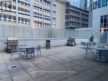 2611 - 218 QUEENS QUAY W Toronto