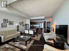 2611 - 218 QUEENS QUAY W Toronto