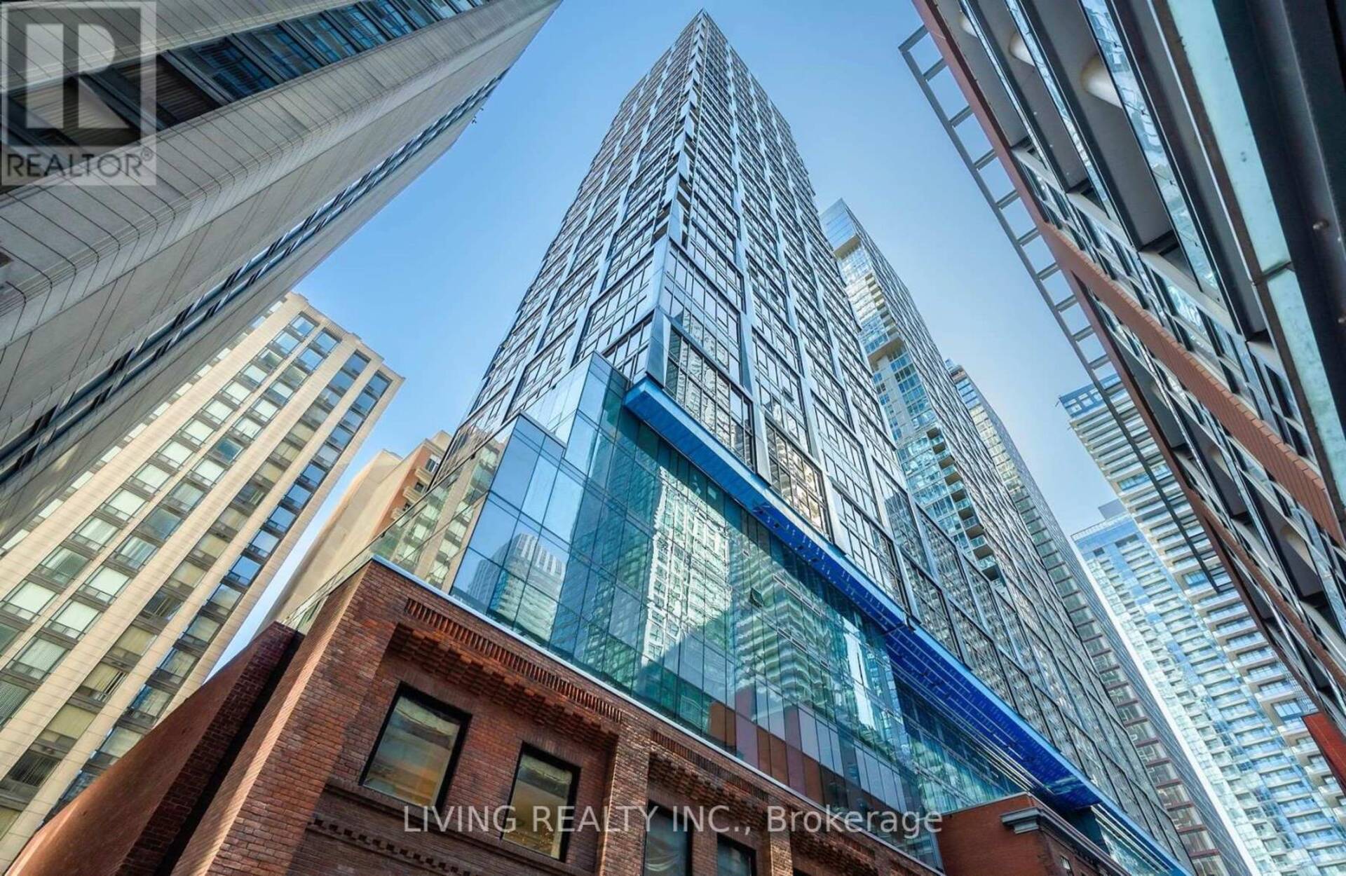 305 - 15 MERCER STREET Toronto