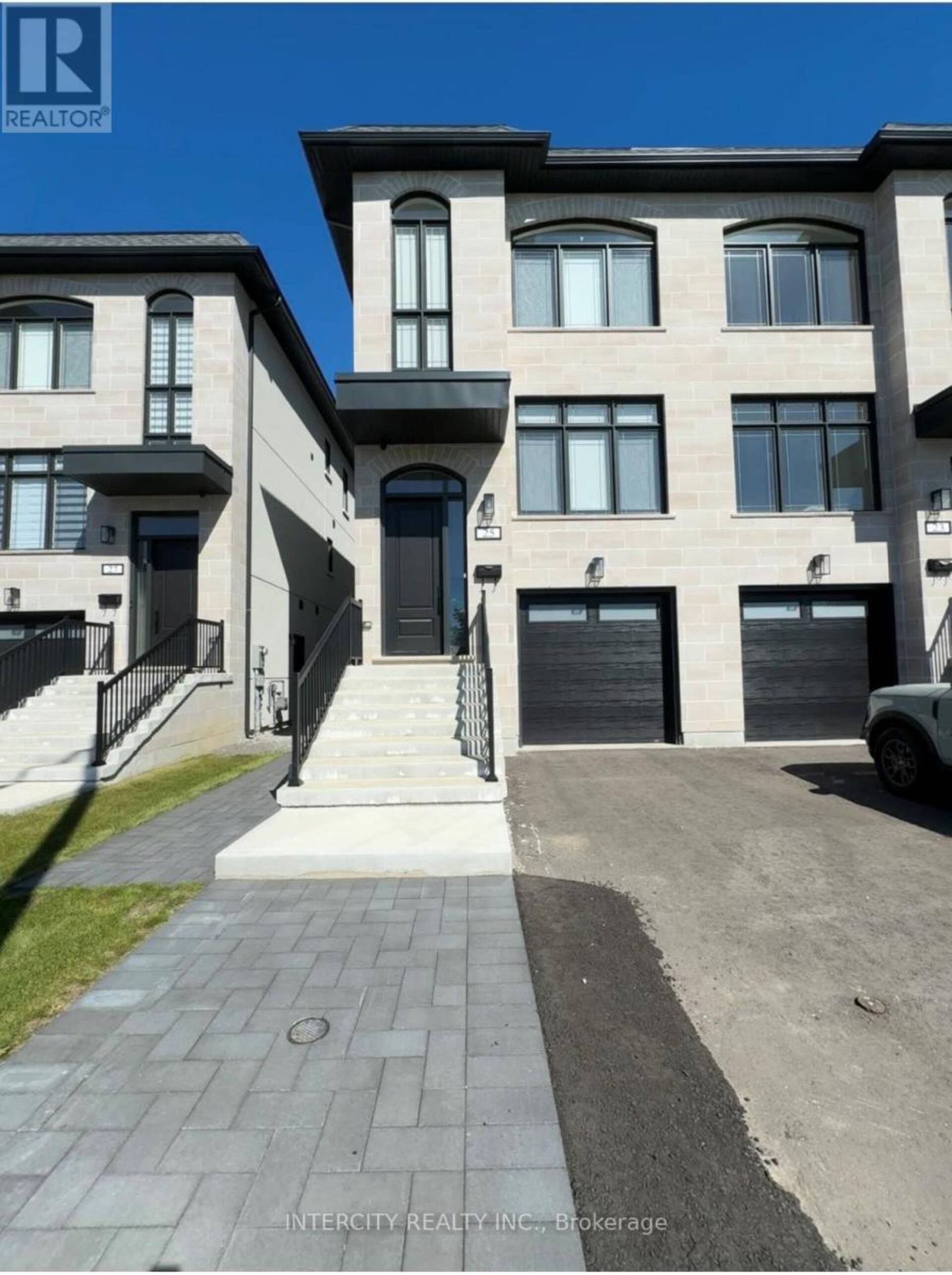 25 ST GASPAR COURT Toronto