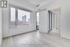 619 - 158 FRONT STREET Toronto