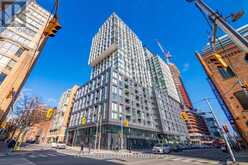 619 - 158 FRONT STREET Toronto