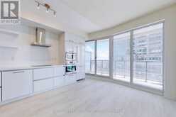 2405 - 2221 YONGE Street Toronto