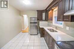 MAIN FL - 6 IONDALE PLACE Toronto