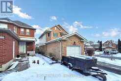 1034 BENTON CRESCENT Pickering