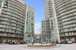 812 - 2150 LAWRENCE AVENUE E Toronto