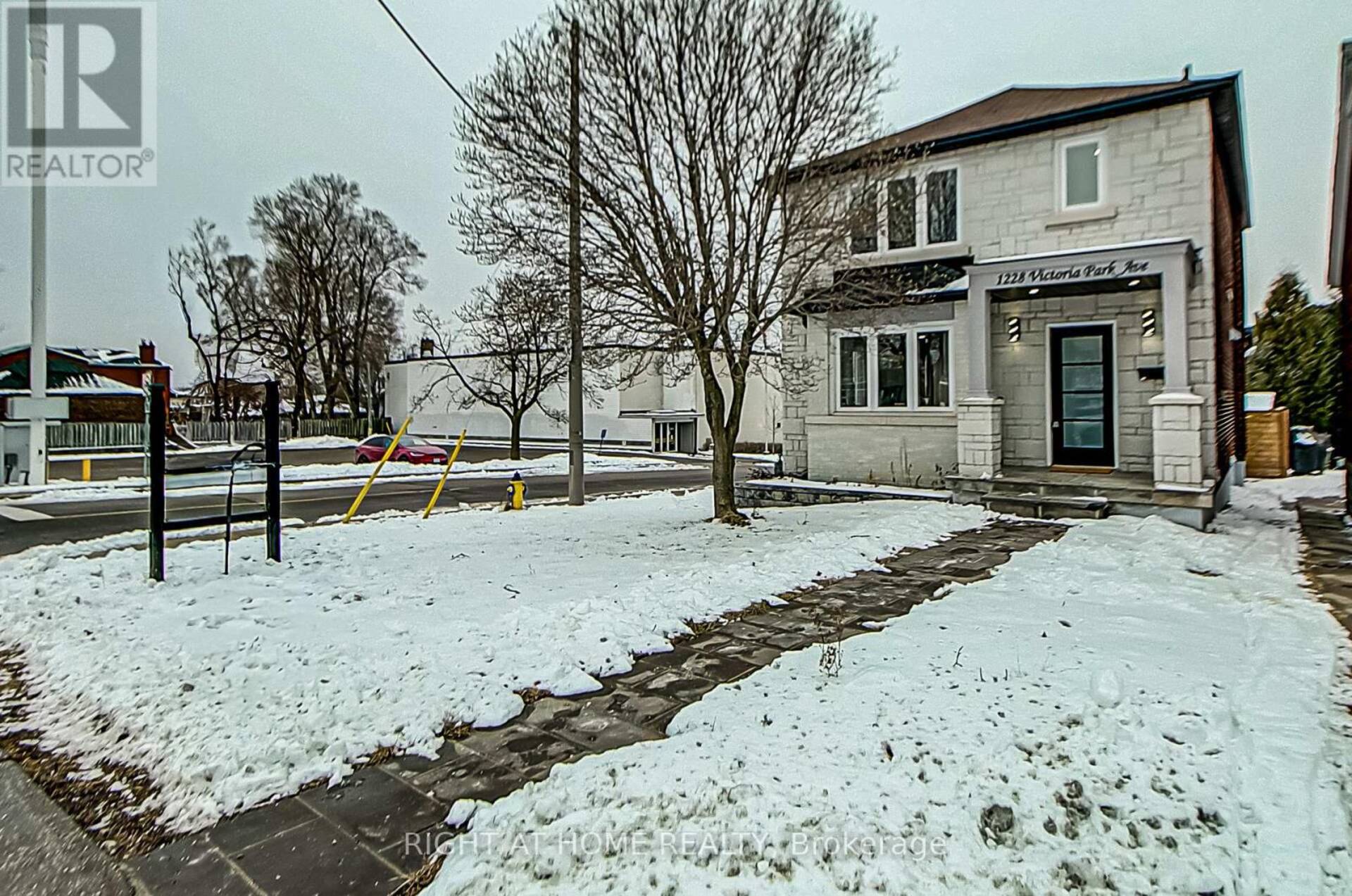 1228 VICTORIA PARK AVENUE Toronto