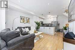 24 - 18 APPLEWOOD LANE Toronto