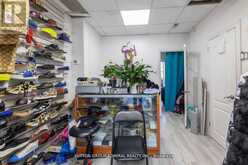 1085 WESTON ROAD Toronto