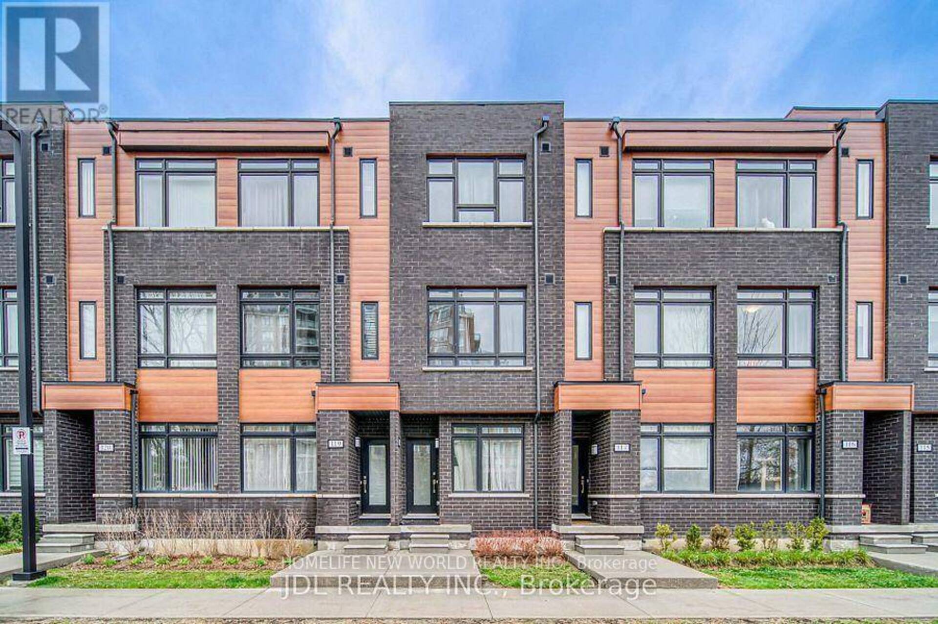 120 - 370D RED MAPLE ROAD Richmond Hill