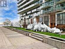 1113 - 39 QUEENS QUAY E Toronto