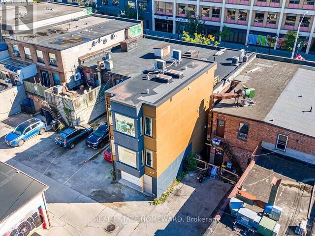 820 DANFORTH AVENUE Toronto Ontario