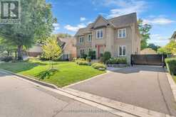 128 LAUREL AVENUE Toronto