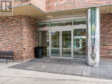 1007 - 1787 ST. CLAIR AVENUE W Toronto