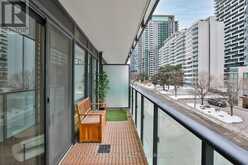 203 - 161 ROEHAMPTON AVENUE N Toronto