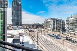 811 - 48 SUNCREST BOULEVARD Markham