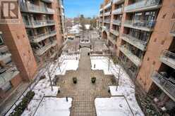 401 - 281 WOODBRIDGE AVENUE S Vaughan