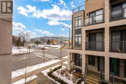 52 - 719 LAWRENCE AVENUE W Toronto