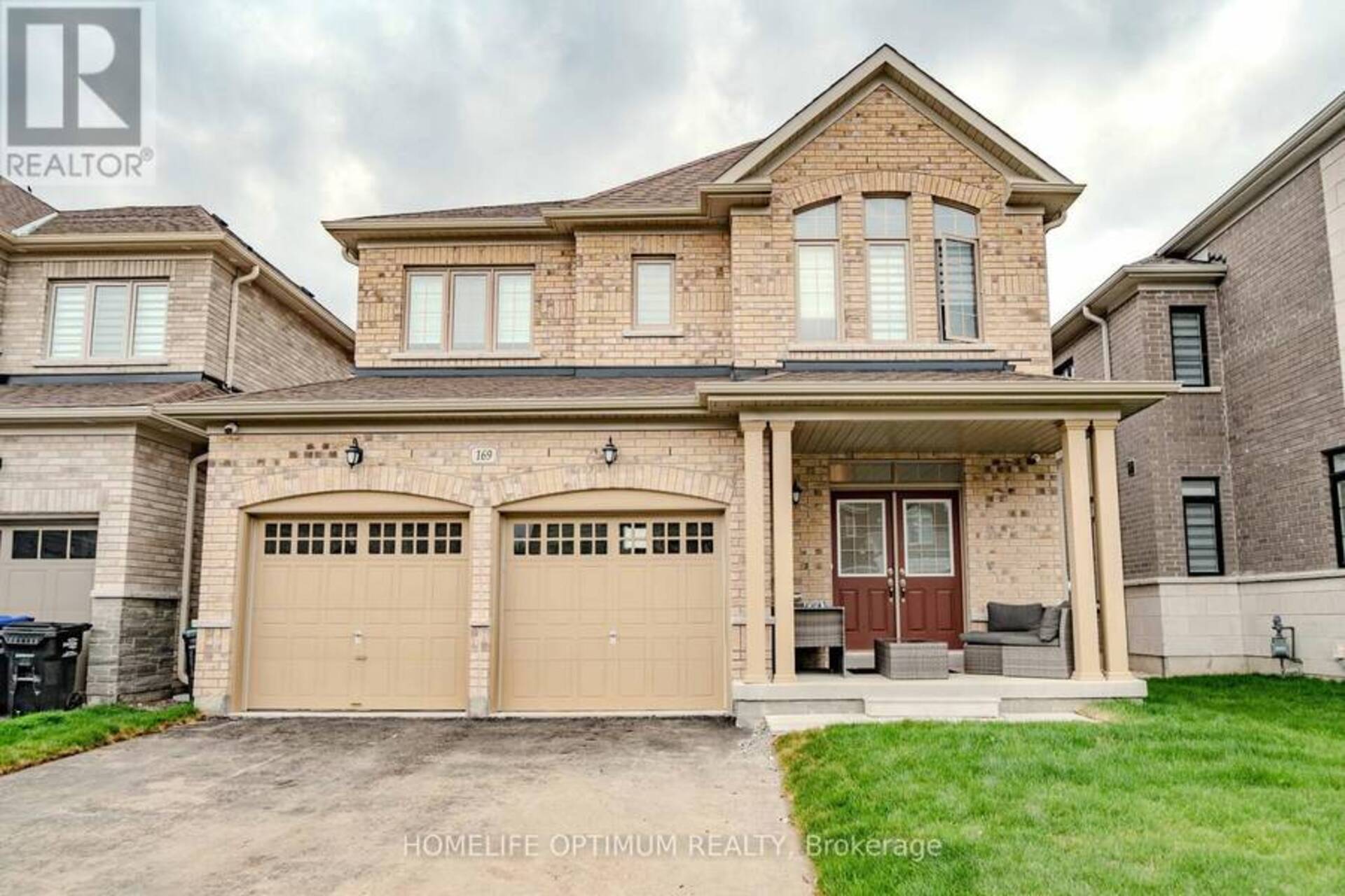 169 FERRAGINE CRESCENT Bradford/West Gwillimbury