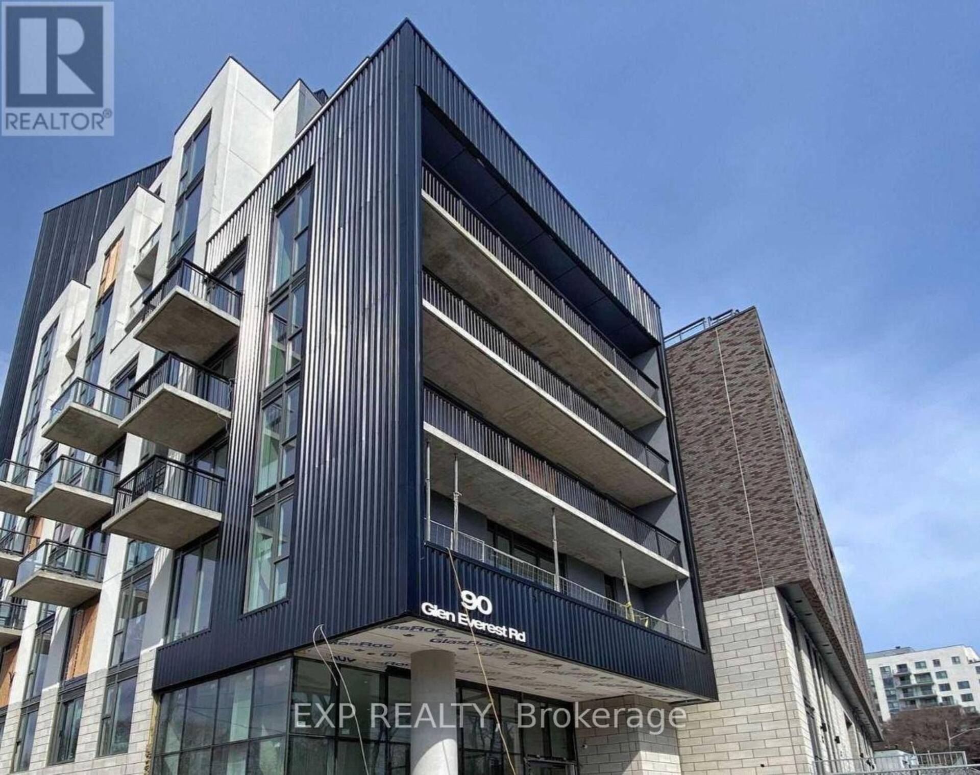 111 - 90 GLEN EVEREST ROAD Toronto