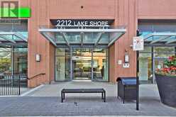 713 - 2212 LAKESHORE BOULEVARD W Toronto