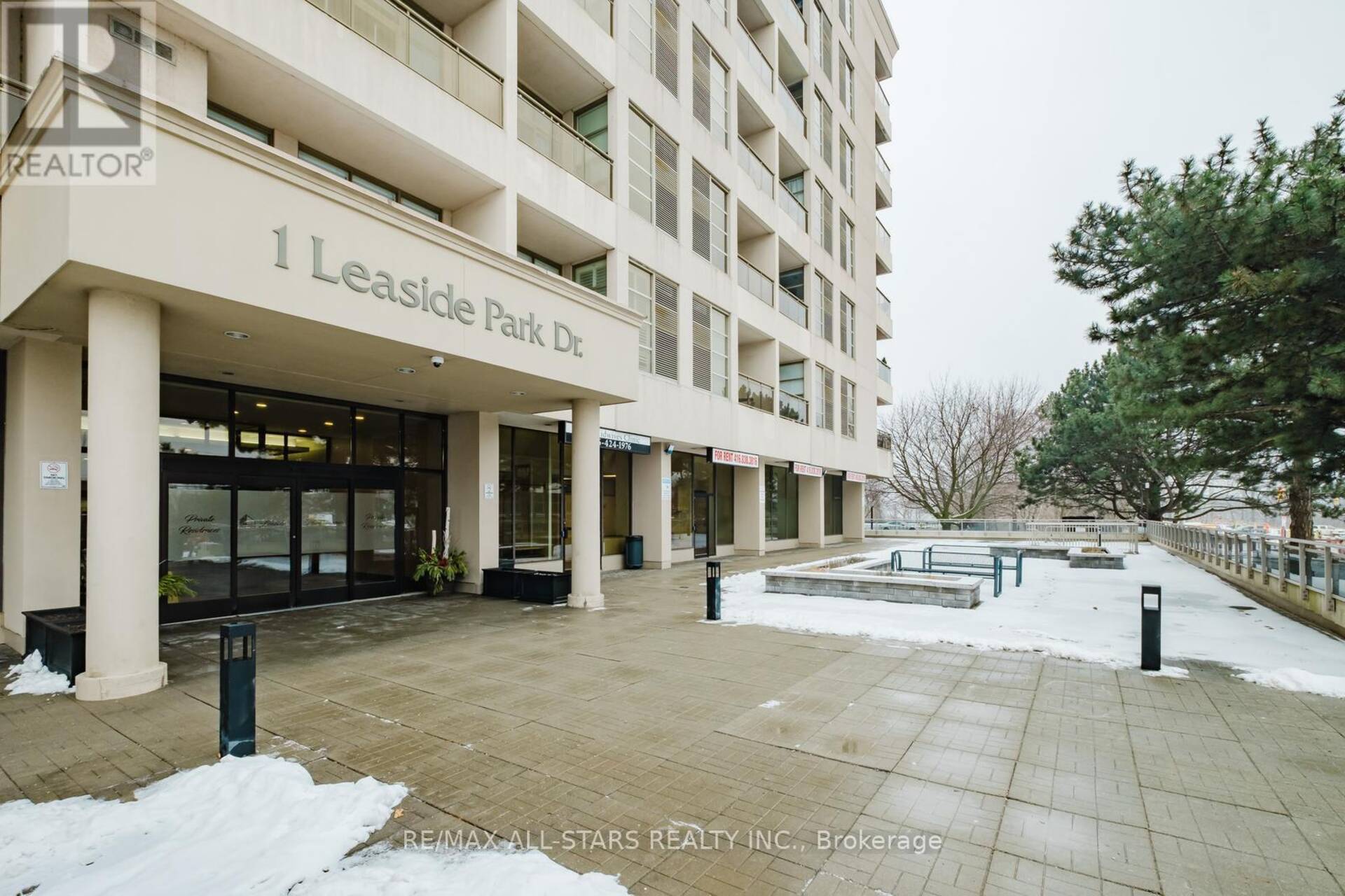 303 - 1 LEASIDE PARK DRIVE Toronto