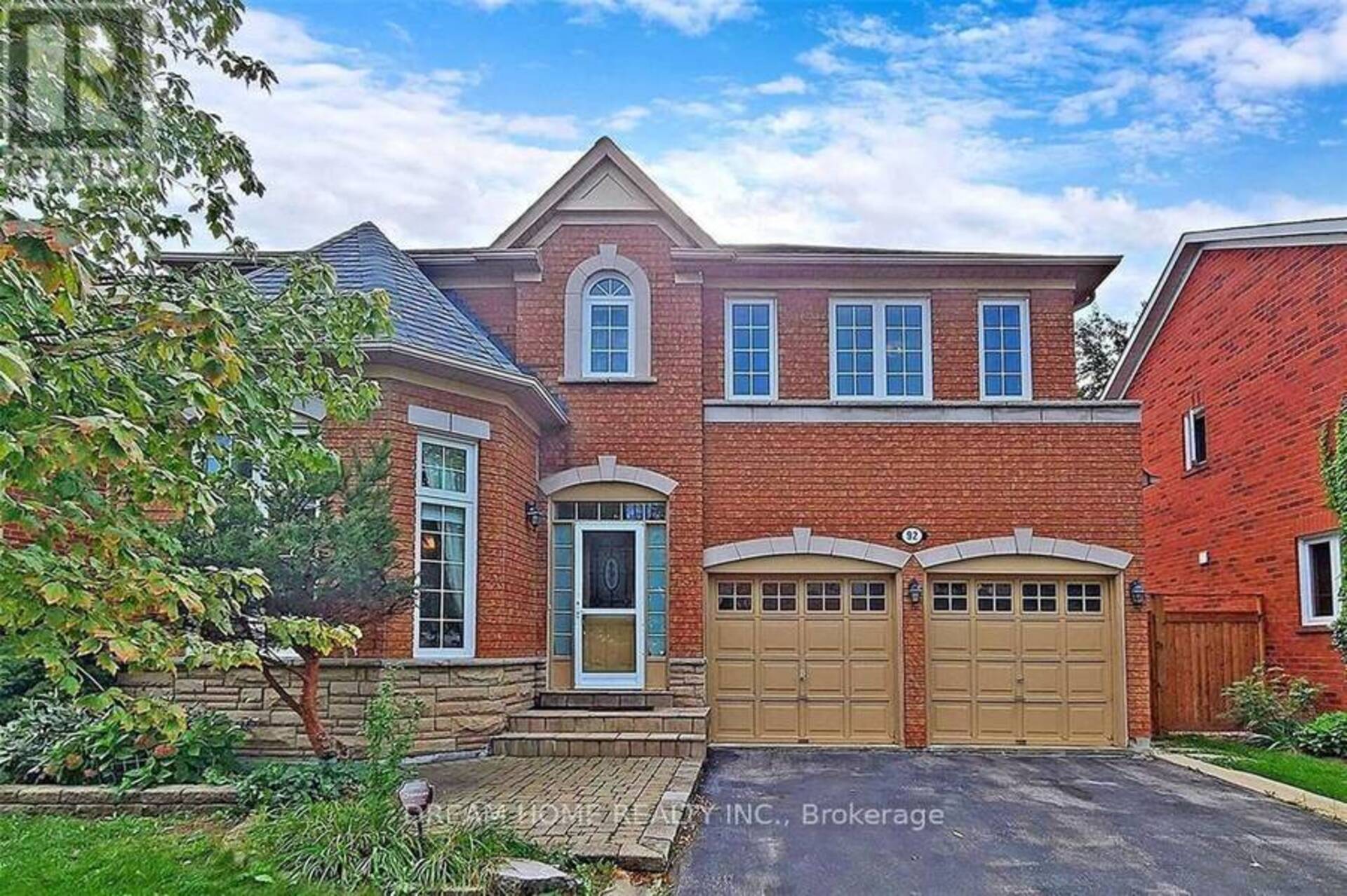 92 TREASURE ROAD Vaughan