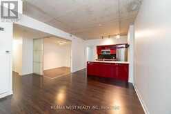 807 - 375 KING STREET W Toronto