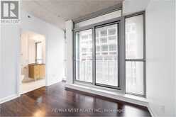 807 - 375 KING STREET W Toronto